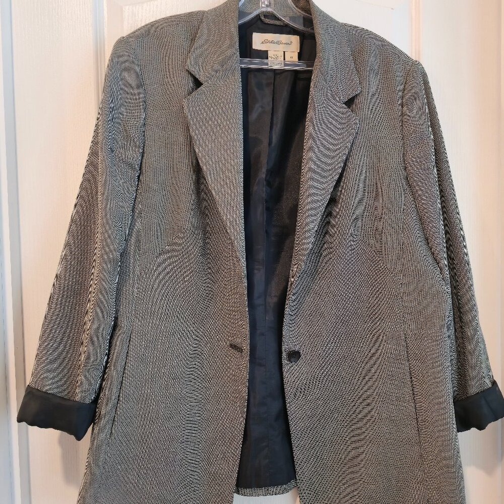 Eddie Bauer Two-Tone Button Blazer